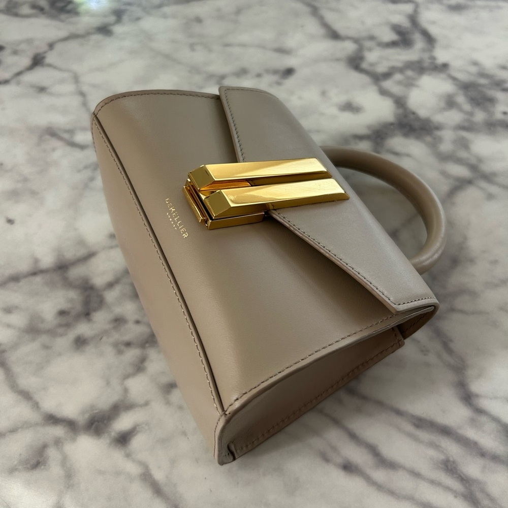 DeMellier Nano Montreal in Taupe - Picture 3 of 10